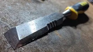 DeWalt Side Strike Carpenters Construction Utility Demolition Chisel Review