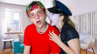 LA POLIZIOTTA VAMPIRO HA MORSO CRAZIE🧛‍♀️
