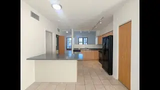 Le Mirador 2Bed/2Bath Condo, Prime Location on the Eastside, near DMAFB!