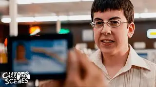 McLovin Buys Booze  | Superbad (Christopher Mintz-Plasse)