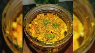 গাজর ও মুলোর আচার রেসিপি যা একবার বানিয়ে সারাবছরের জন্য খেতে পারবেন/Gajar Mooli Achar/Carrot Pickle