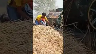 Kuch porani yadeen czn waseem abbasi thresher pr kam krty hovy