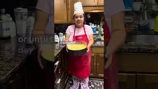 How to make a chocolate pumpkin mousse cake.
