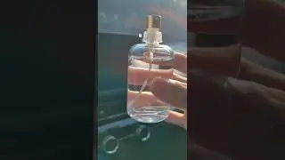 Perfume Bottles in China: Ultra clear glass bottle with golden spray