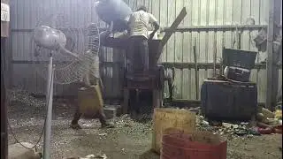 Plastic scrap grinder machine #pvcgrinder #plasticscrapgrindermachine #lumpsgrinder 9619650118 mob
