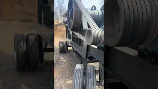 400x600 mobile jaw crusher crushes construction waste. Output is 30-50 cubic meters per hour.