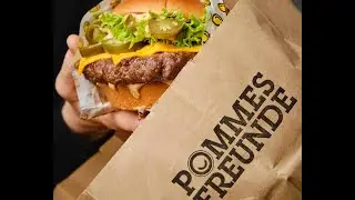 Halal Fast Food Restaurant in Germany - Pommes Freunde #halalfoodingermany  #pommesfreunde #shorts