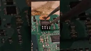 SMD BIOS Chip Swap with Hot Air 🔥🧼  Clean Finish, Pro Technique!