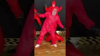 Самая большая ловушка для клея в мире!