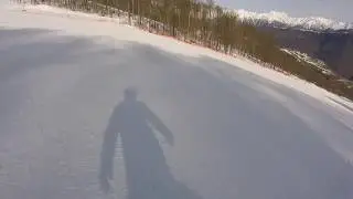 На сноуборде Jones Ultra Mountain Twin по свежему вельвету Розы Хутор