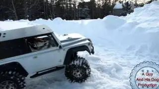AXIAL SCX10 DINGO... Backyard Shock Test