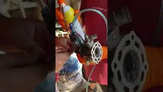 Aprilia sr ditech injector cleaning (homemade) using carb cleaner spray