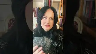 ЧТО ОН ПЛАНИРУЕТ ОТНОСИТЕЛЬНО ВАС🕊️♥️#tarot