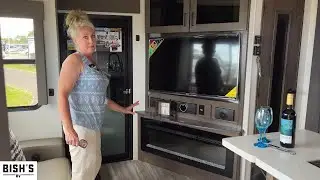 2022 Alliance Valor 37V13 Toy Hauler Fifth Wheel &bull; Bishs.com
