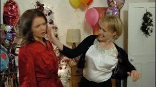 Coronation Street - Sally Webster Slaps Rosie Webster (25th December 2007)