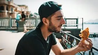 WEIRD HOSTEL EXPERIENCE (Udaipur Travel Vlog)