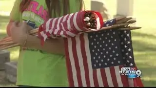 2,000 flags placed on Tucson veteran gravesites