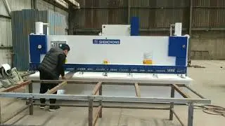 E21 Hydraulic Plate Shearing Machine working video