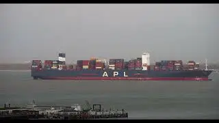 APL CHANGI CONTAINER SHIP ON IT'S WAY THROUGH THE SOLENT UK 08/01/2023