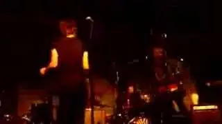 Chikinki live