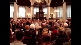 Zingen op huwelijk juf Corine
