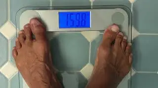 How to replace batteries in a Bathroom Scale