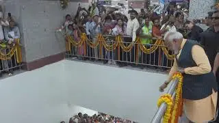 PM Shri Narendra Modi travels aboard India's first underwater Metro in Kolkata, West Bengal
