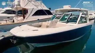 Boston Whaler 2020 320 Vantage Walkthrough | Sun Country Marine