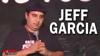 Mad at Starbucks - Comedy Time Latino
