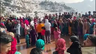 @Satpal (jaunsari)...सिरमौरी का डांस कितना प्यारा है....