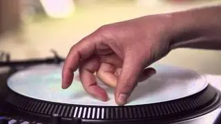 DJ Woody's Woodpecker scratch in slow motion