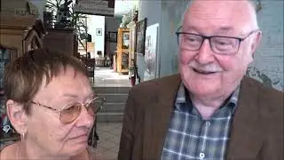 Erdesbach: Ein Caf&eacute; 