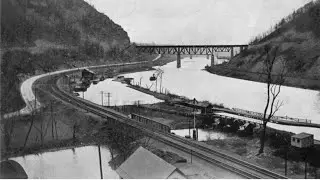 Remains of the Aquashicola aqueduct, locks 19 and 20. Lehigh canal. Palmerton PA.
