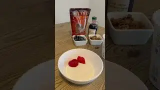 NY Resolution: High Fiber Diet- Cashewmilk yogurt + Berries + Blueberry syrup #shorts #food #health