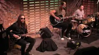 Bush - Mad Love [Live In The Sound Lounge]