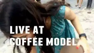 Have you ever loved  somebody so much - Aom's Chocolate live at Coffee Model