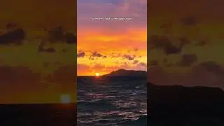 Sunset magic at China Walls in Oahu, Hawaii 🌅✨