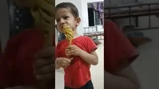 #chikenlegpies#chicken#selfeating#trending #trendingshorts #shortsfeed #shortsviral #baby