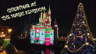 Christmas at the Magic Kingdom 2020 - Magic Kingdom Christmas Decorations - Jingle Cruise