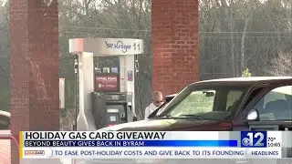 Holiday gas card giveaway held in Byram