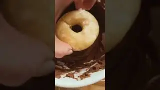 KETO CHOCOLATE FROSTED DONUTS #ketobreakfast #ketolifestyle  #keto #comfortfood