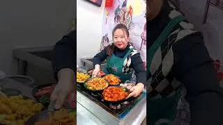 🥰Наслаждаюсь красивой уличной едой🥳#уличнаяеда #насыщающеевидео#кулинария #асмр#шорты