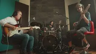 Just Friends - John Klenner/Sam M. Lewis. (Swing)