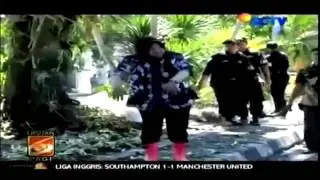 Video Detik2 Walikota Risma Marah dan Ngamuk, Taman Bungkul Dirusak