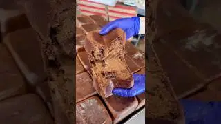 The Fluffiest Chocolate Cube Bread 🍞