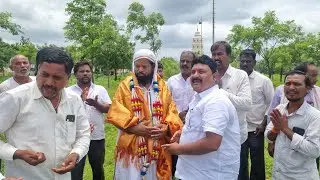 ಲಾಡ ಚಿಂಚೋಳಿಯ ಭಾರತ ಮಾತಾ ದೇವಸ್ಥಾನದ ಆವರಣದಲ್ಲಿ 100ಅಡಿ ರಾಷ್ಟ್ರಧ್ವಜ ಸ್ಥಂಬದ ಅಡಿಗಲ್ಲು ಸಮಾರಂಭ ನೆರವೇರಿತು.