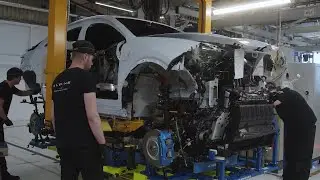 Alpine A390 production at the Alpine Dieppe plant Jean R&eacute;d&eacute;l&eacute; - Chassis & Body Marriage