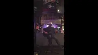 Auctioneering & Hurt @ Mustang Bar(Jusitn Anderson)