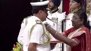 President Murmu Awards PVSM to IndianNavy Chief Admiral Dinesh K Tripathi DefenceInvestitureCeremony