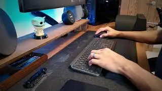Wood desk setup 2020 with flight sim